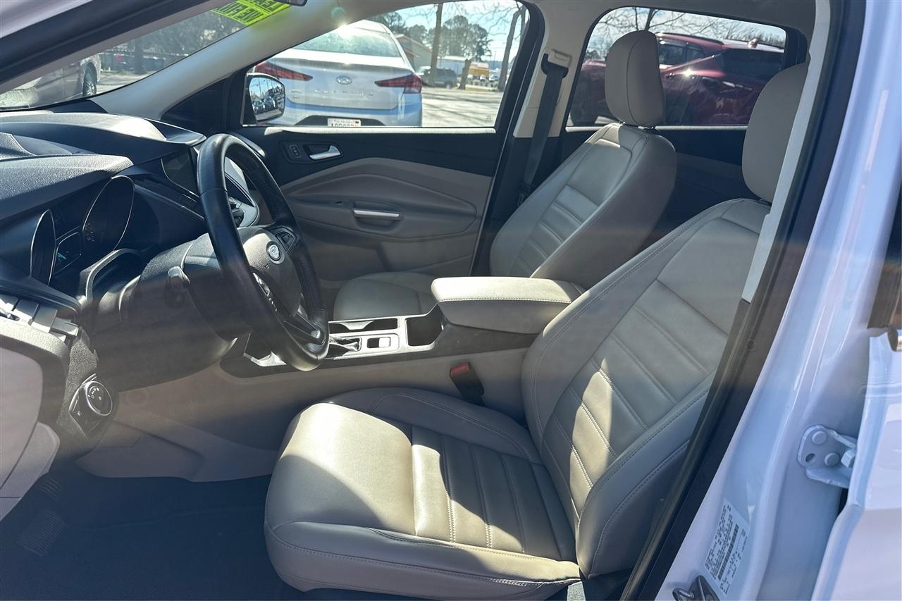 Ford Escape SEL 4D SUV FWD 2019