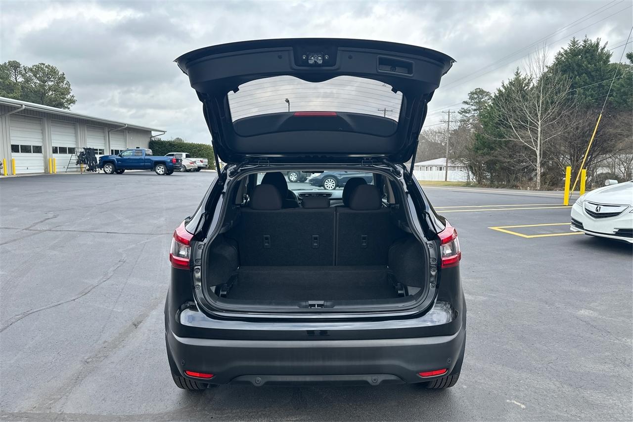 Nissan Rogue Sport S 4D SUV FWD 2022