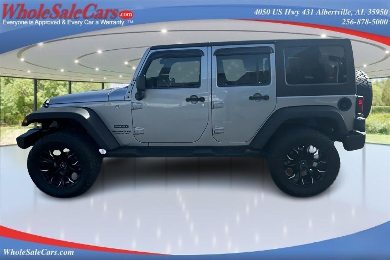 Jeep Wrangler Unlimited Sport 4D SUV 4WD 2017