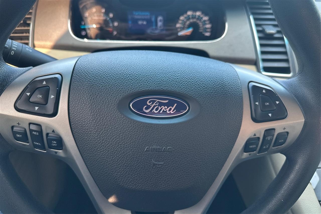 Ford Taurus SE 4D Sedan 2019