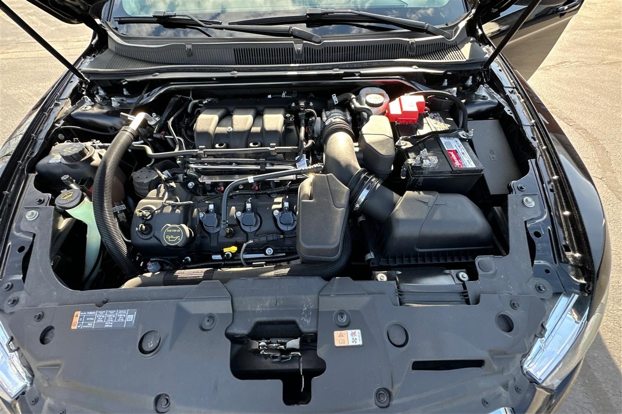 Ford Taurus SE 4D Sedan 2019