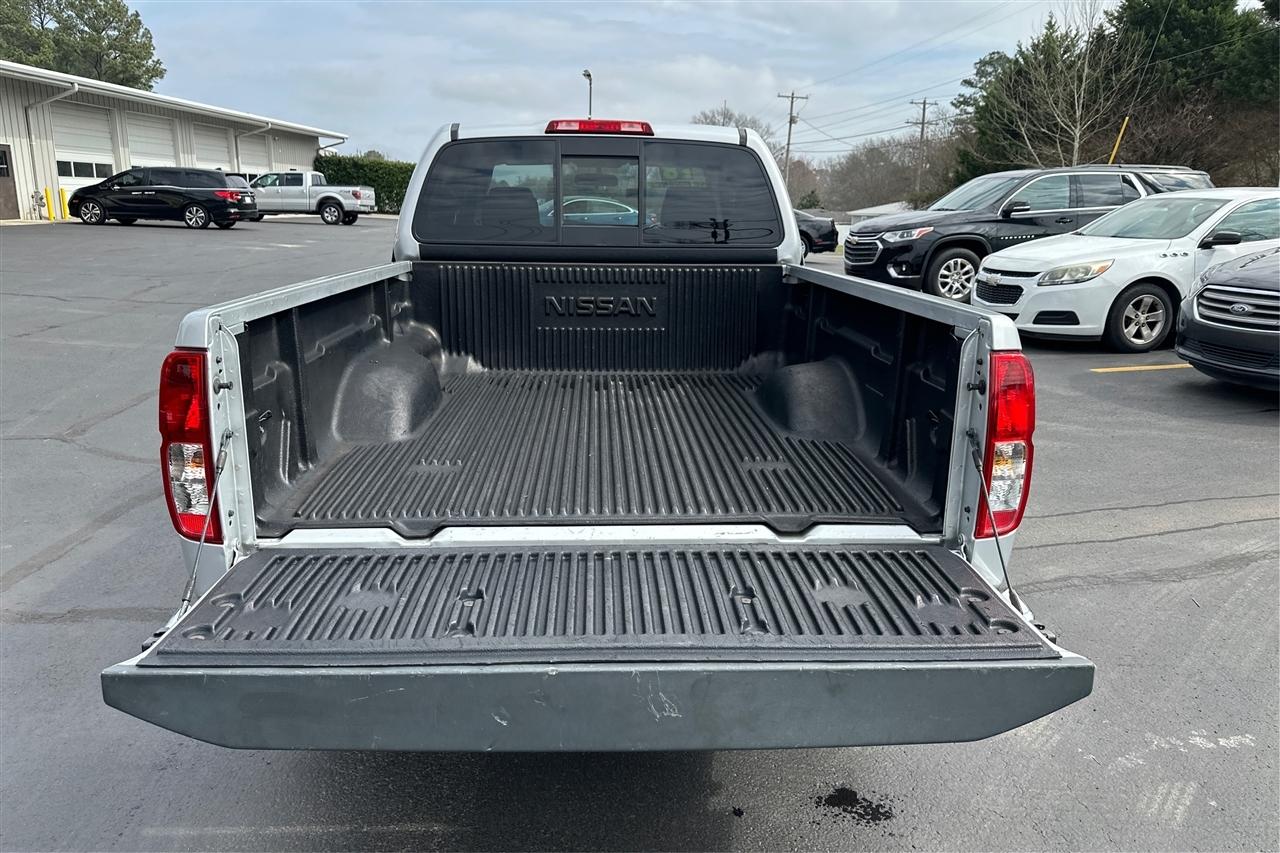 Nissan Frontier SV 2018