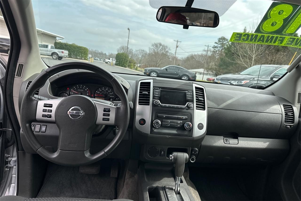 Nissan Frontier SV 2018