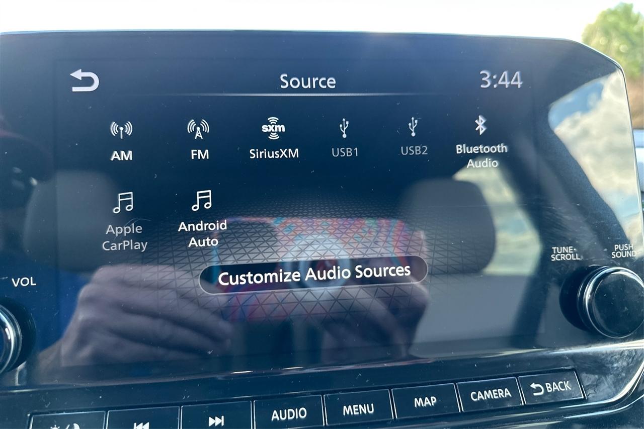 Nissan Pathfinder SL 4D SUV FWD 2022