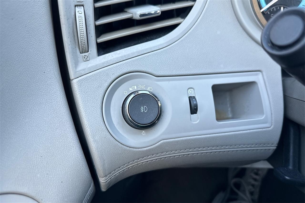 Buick LaCrosse 4D Sedan 2012