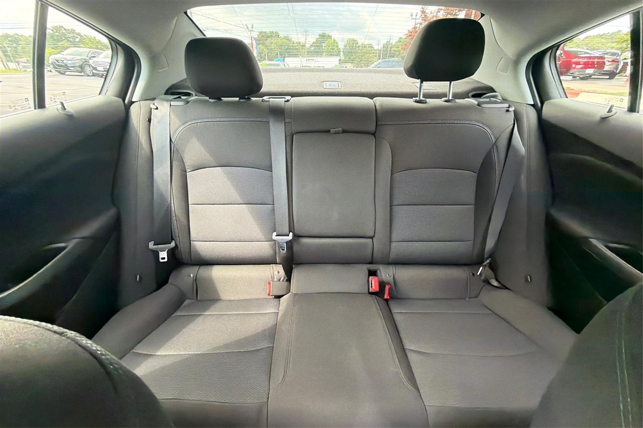 Chevrolet Cruze LT 4D Sedan at 2019