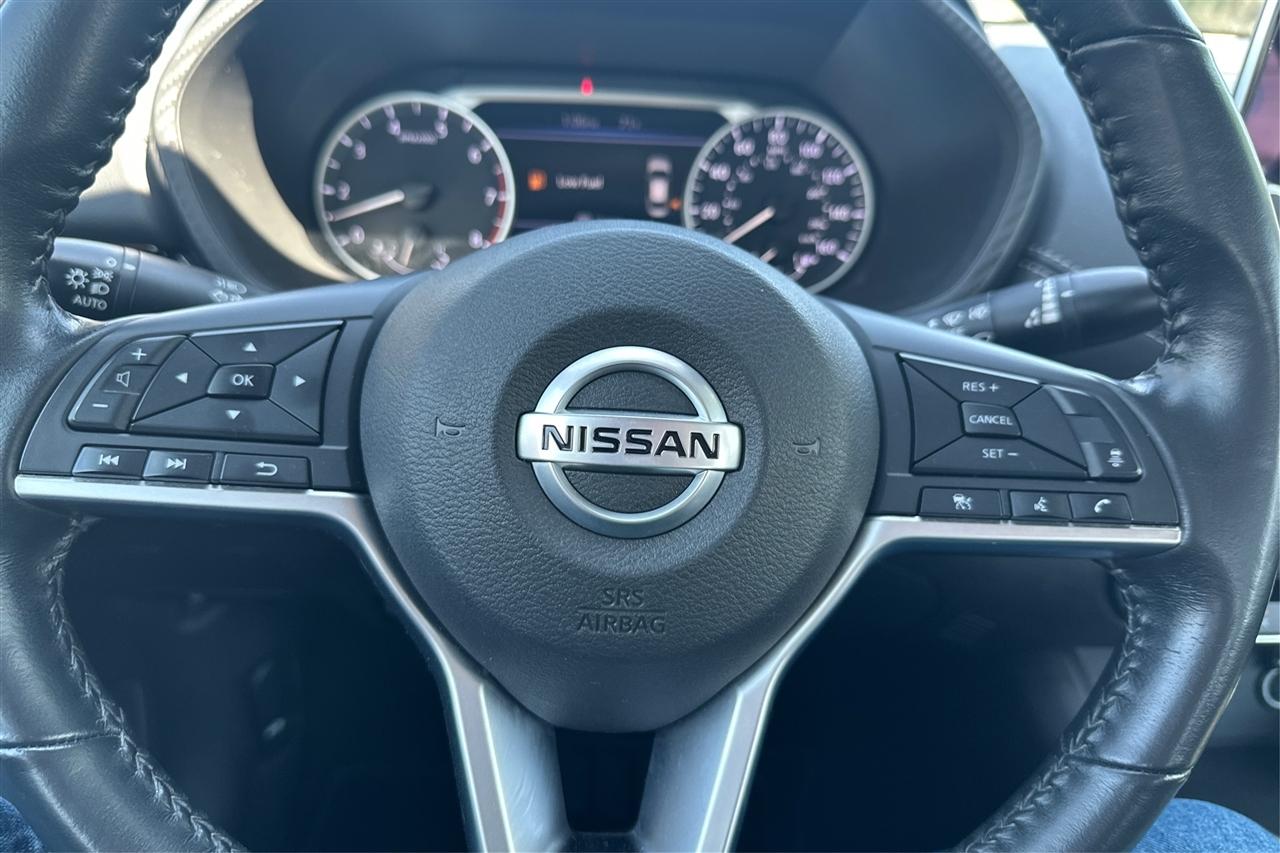 Nissan Sentra SV 4D Sedan 2022