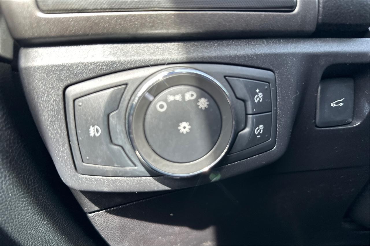 Ford Fusion S 4D Sedan 2017