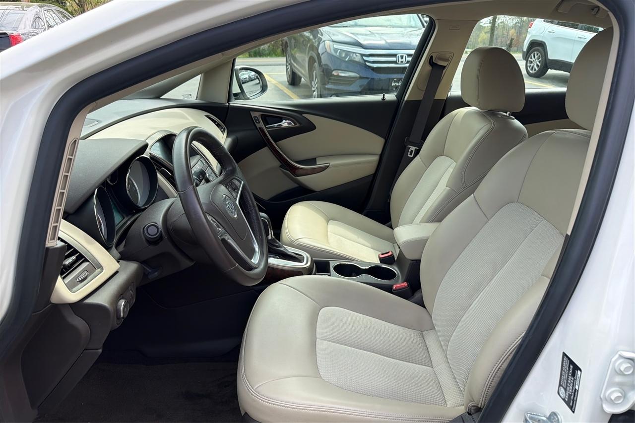 Buick Verano Convenience 4D Sedan 2015