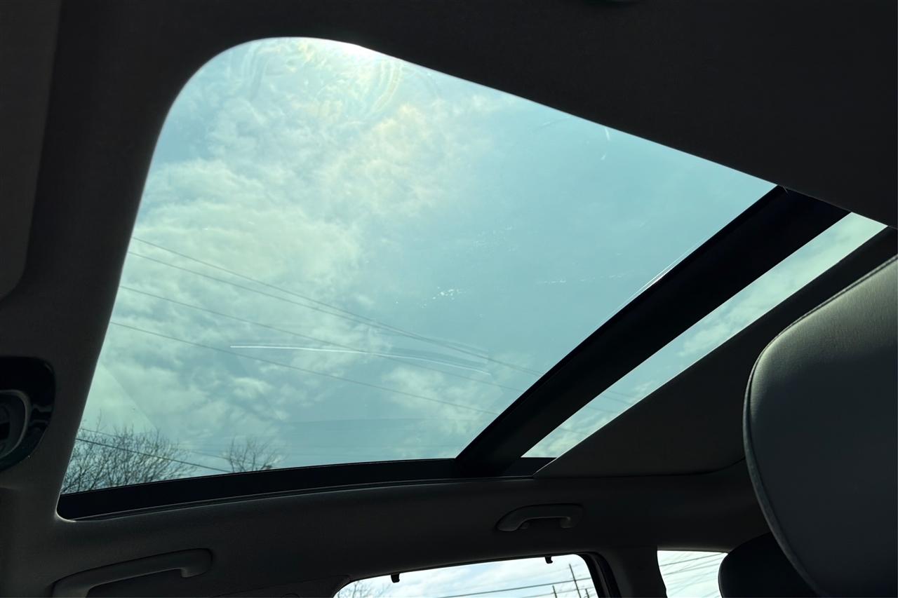 Hyundai Santa Fe Limited 4D SUV FWD 2.5T 2021