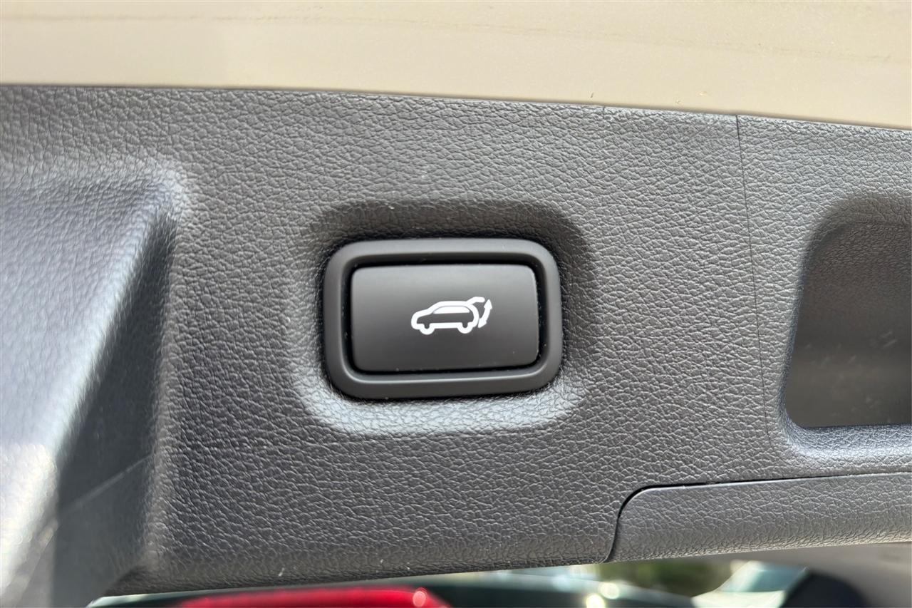 Hyundai Santa Fe Limited 4D SUV FWD 2.5T 2021