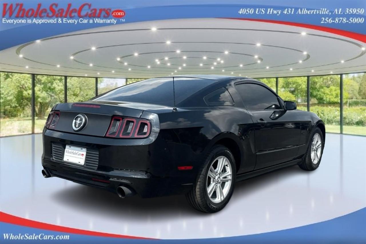 Ford Mustang Base 2D Coupe 2013