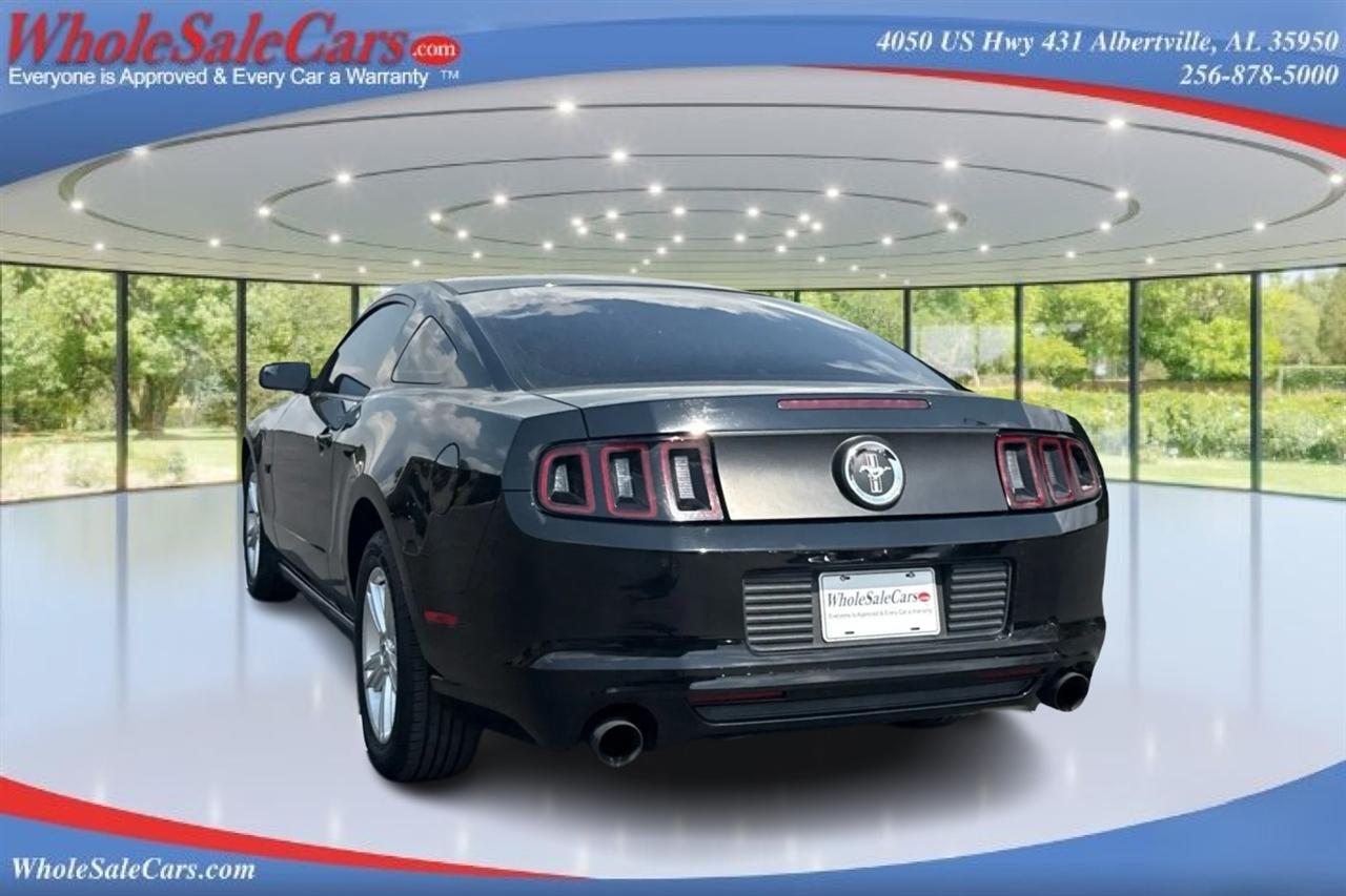 Ford Mustang Base 2D Coupe 2013