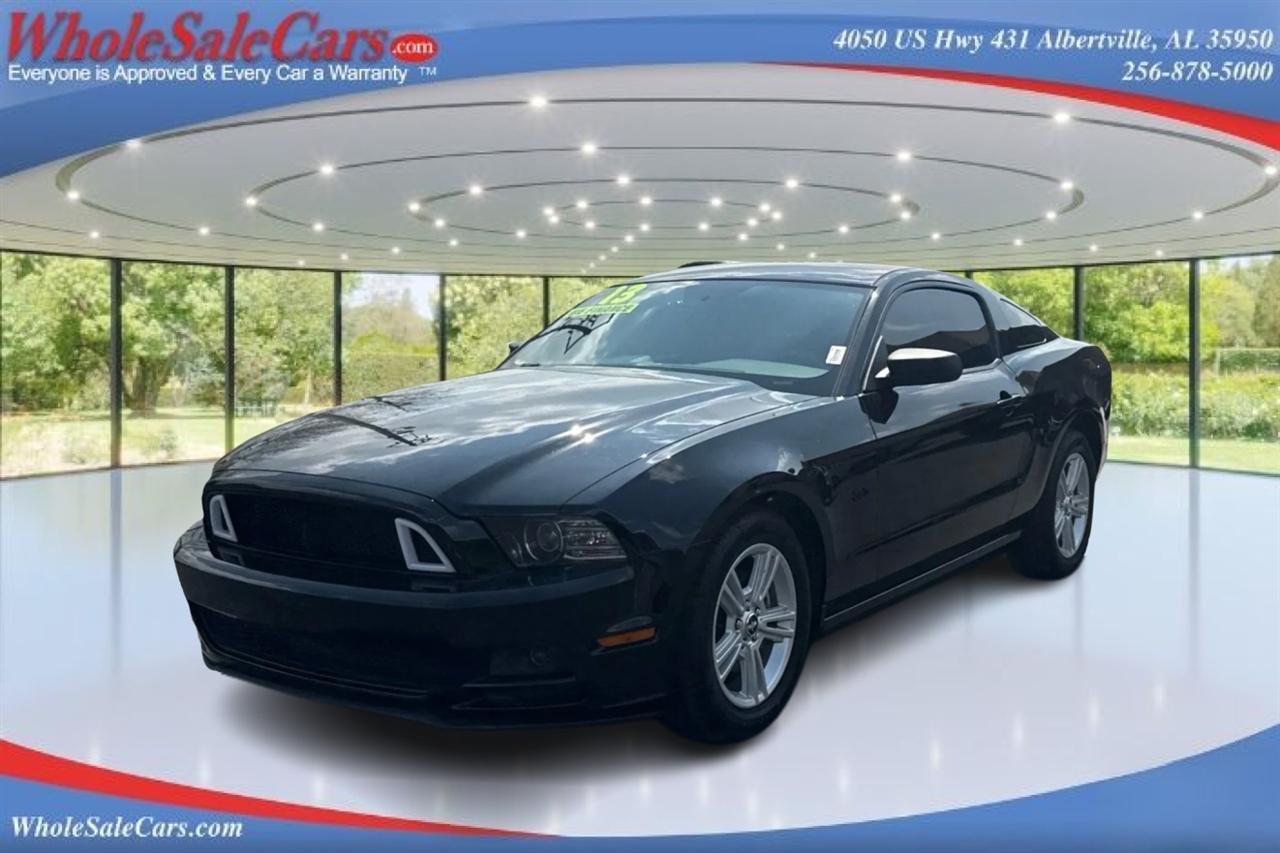 Ford Mustang Base 2D Coupe 2013