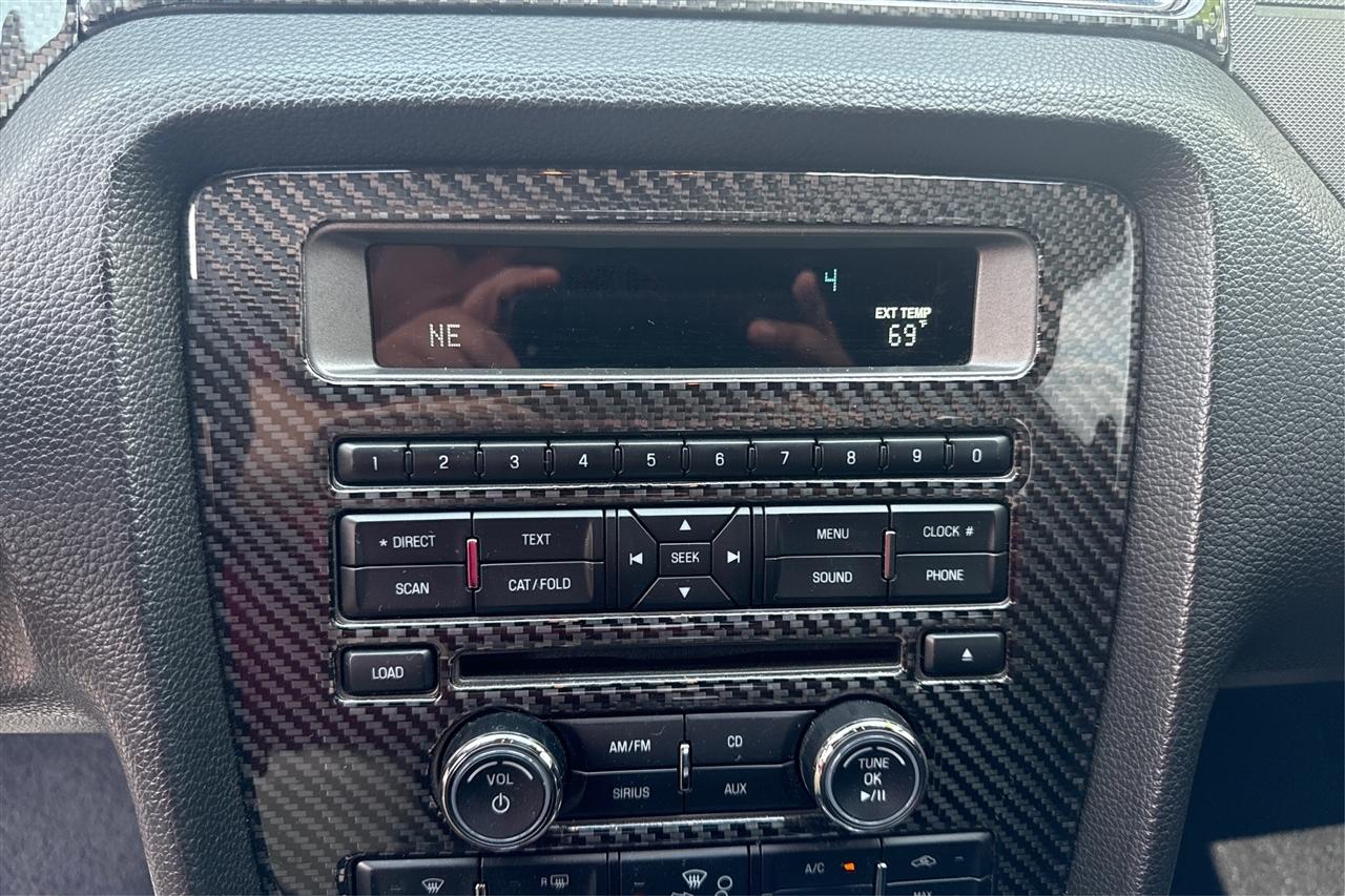 Ford Mustang Base 2D Coupe 2013