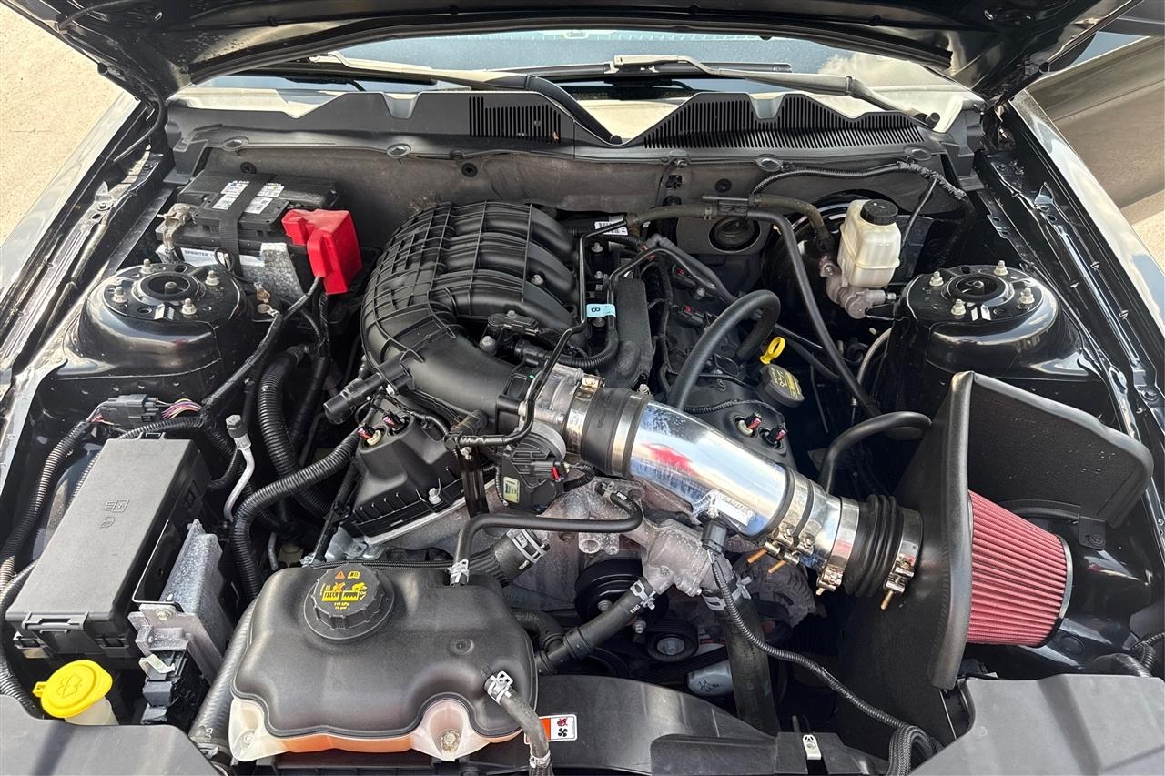 Ford Mustang Base 2D Coupe 2013