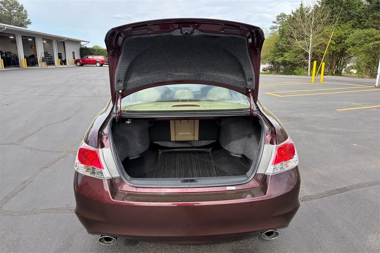 Honda Accord EX-L 4D Sedan V6 2010