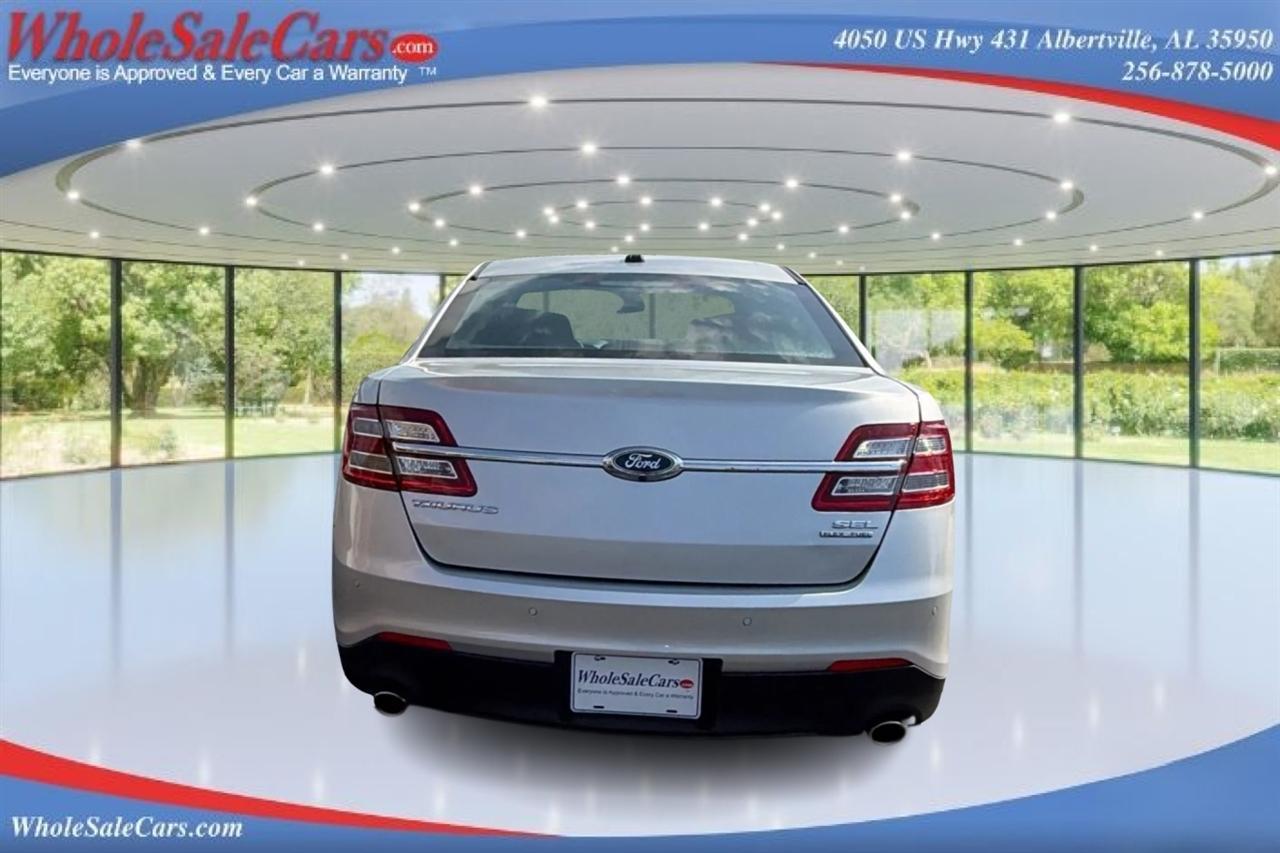 Ford Taurus SEL 4D Sedan 2018