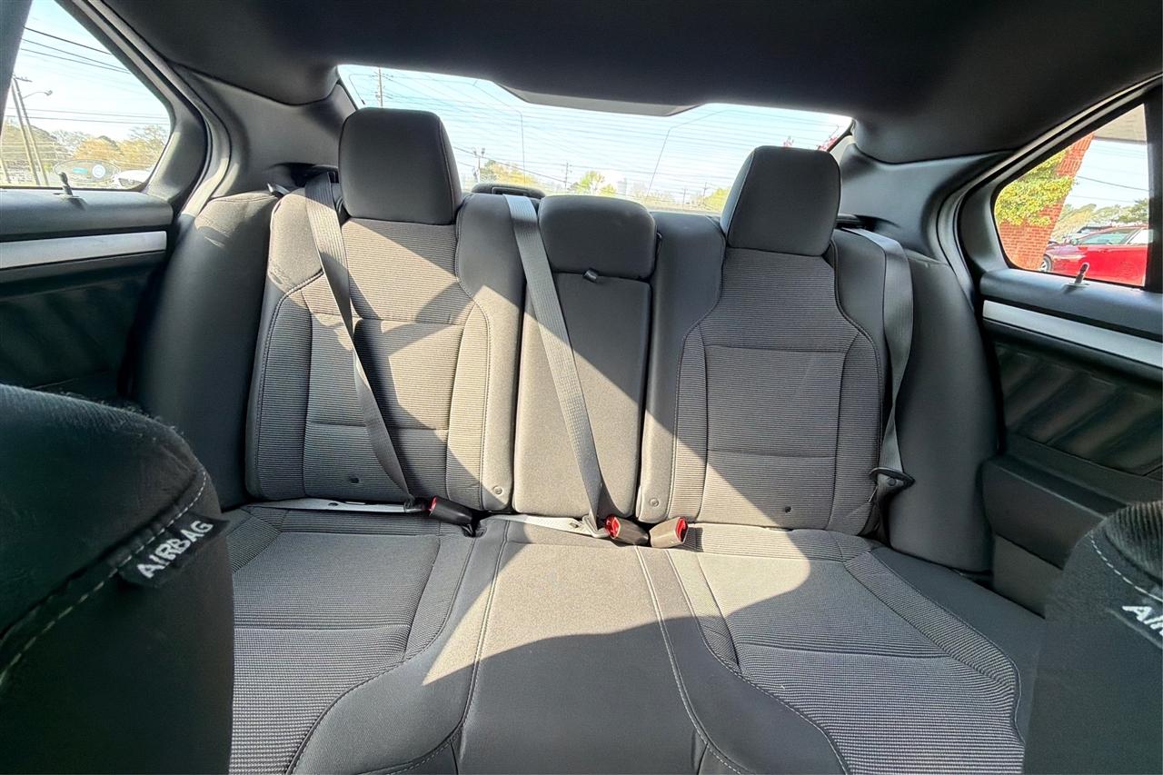 Ford Taurus SEL 4D Sedan 2018