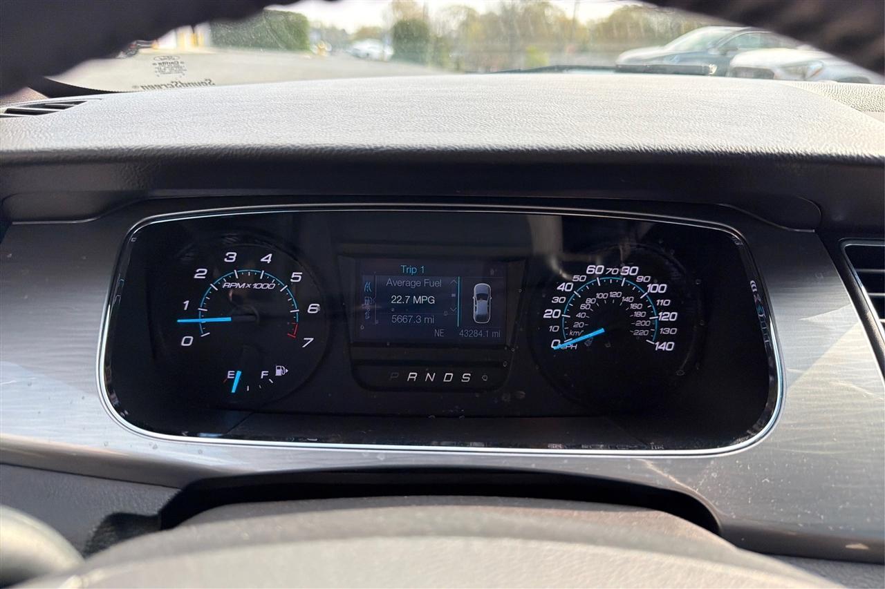 Ford Taurus SEL 4D Sedan 2018