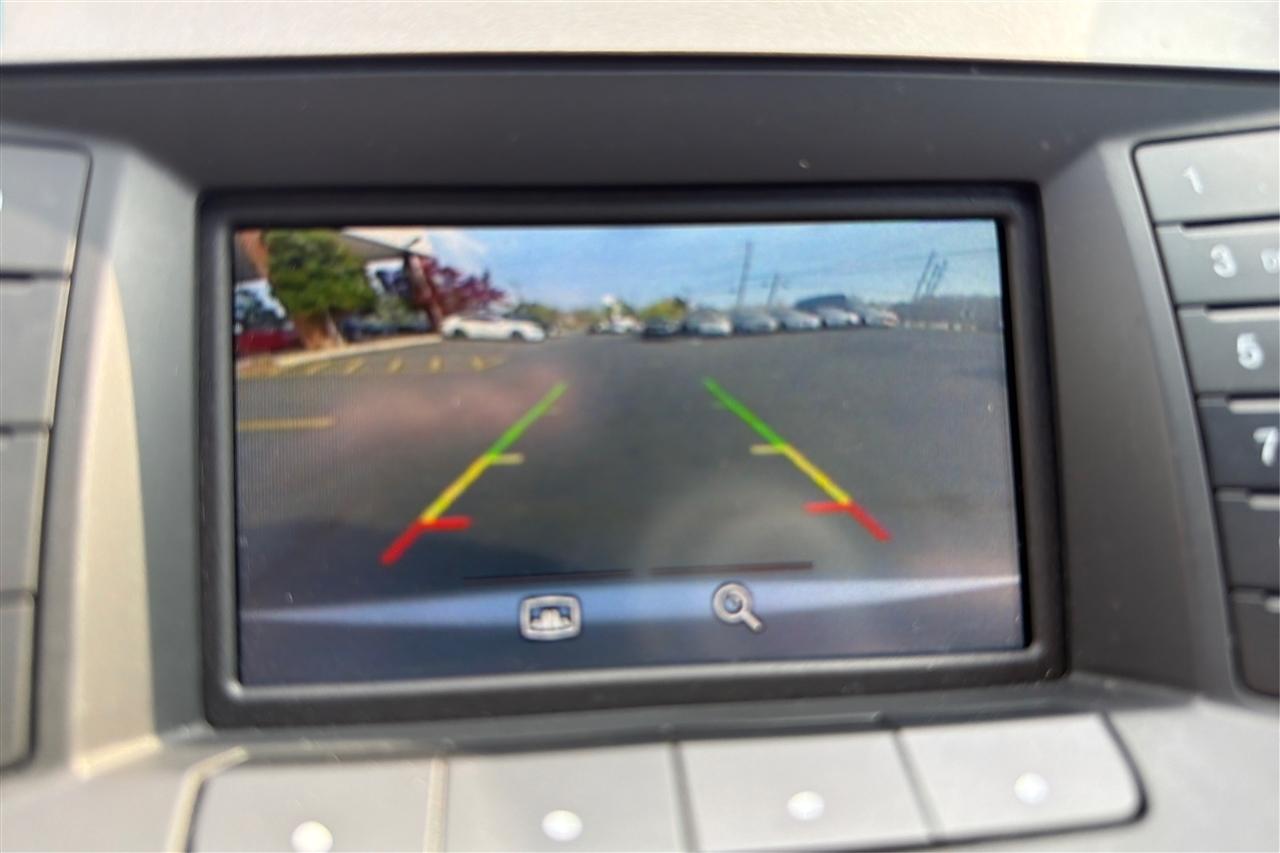 Ford Taurus SEL 4D Sedan 2018