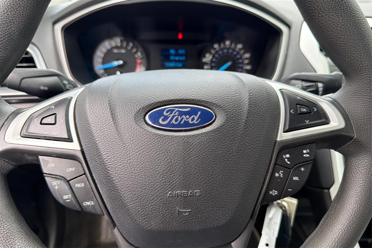 Ford Fusion S 4D Sedan 2016