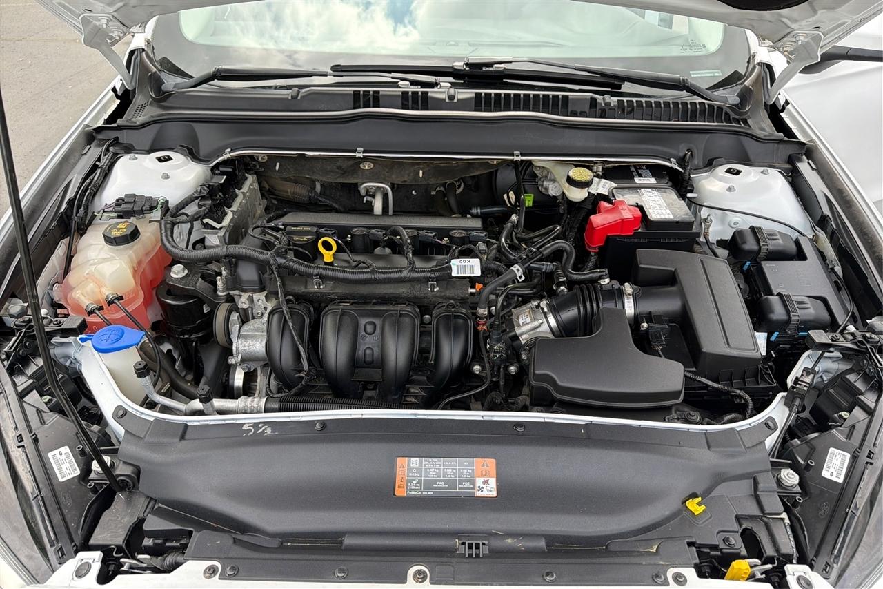 Ford Fusion S 4D Sedan 2016