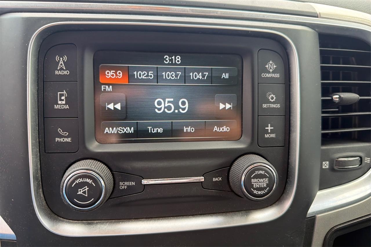 RAM 1500 DS SLT Crew Cab 4WD SWB 2019