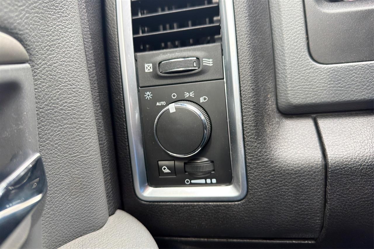 RAM 1500 DS SLT Crew Cab 4WD SWB 2019