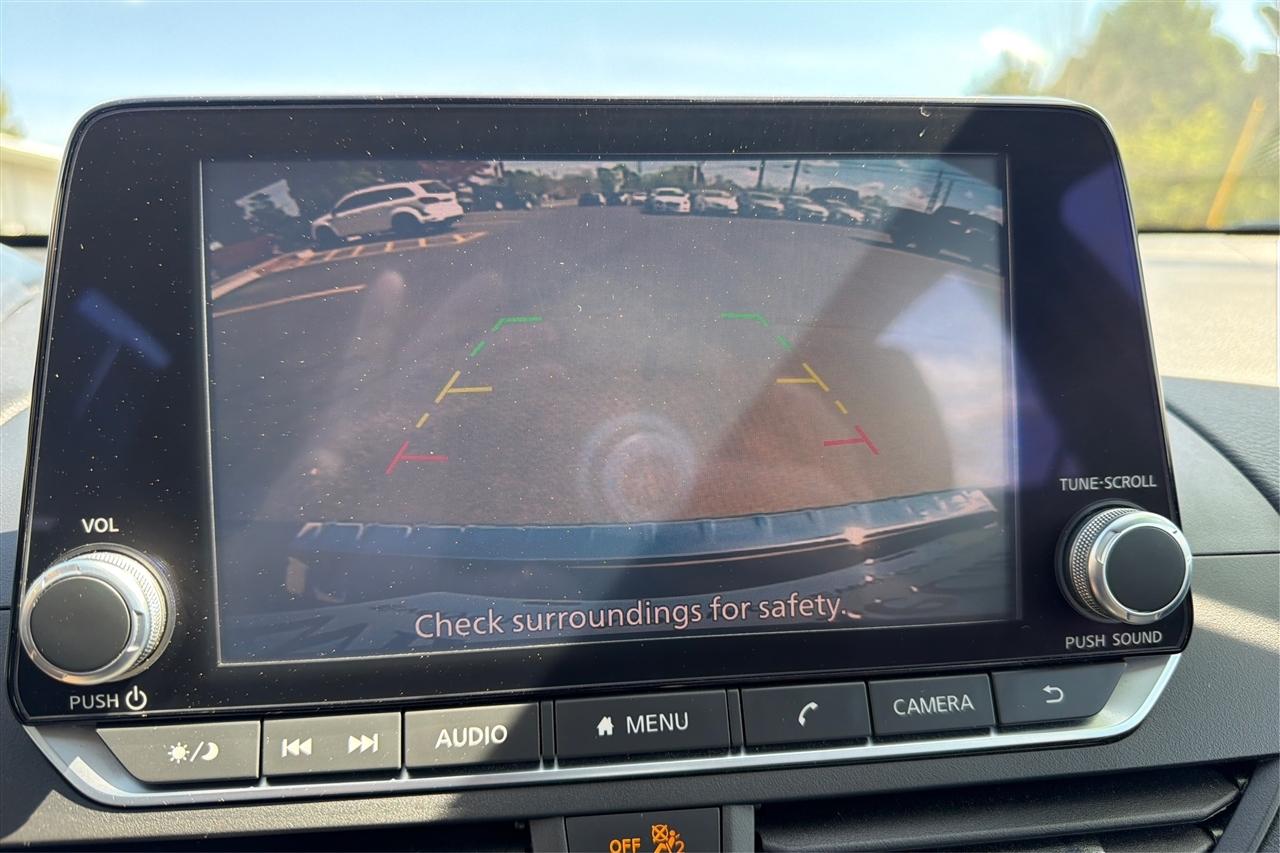 Nissan Altima SV 4D Sedan 2.5 2022