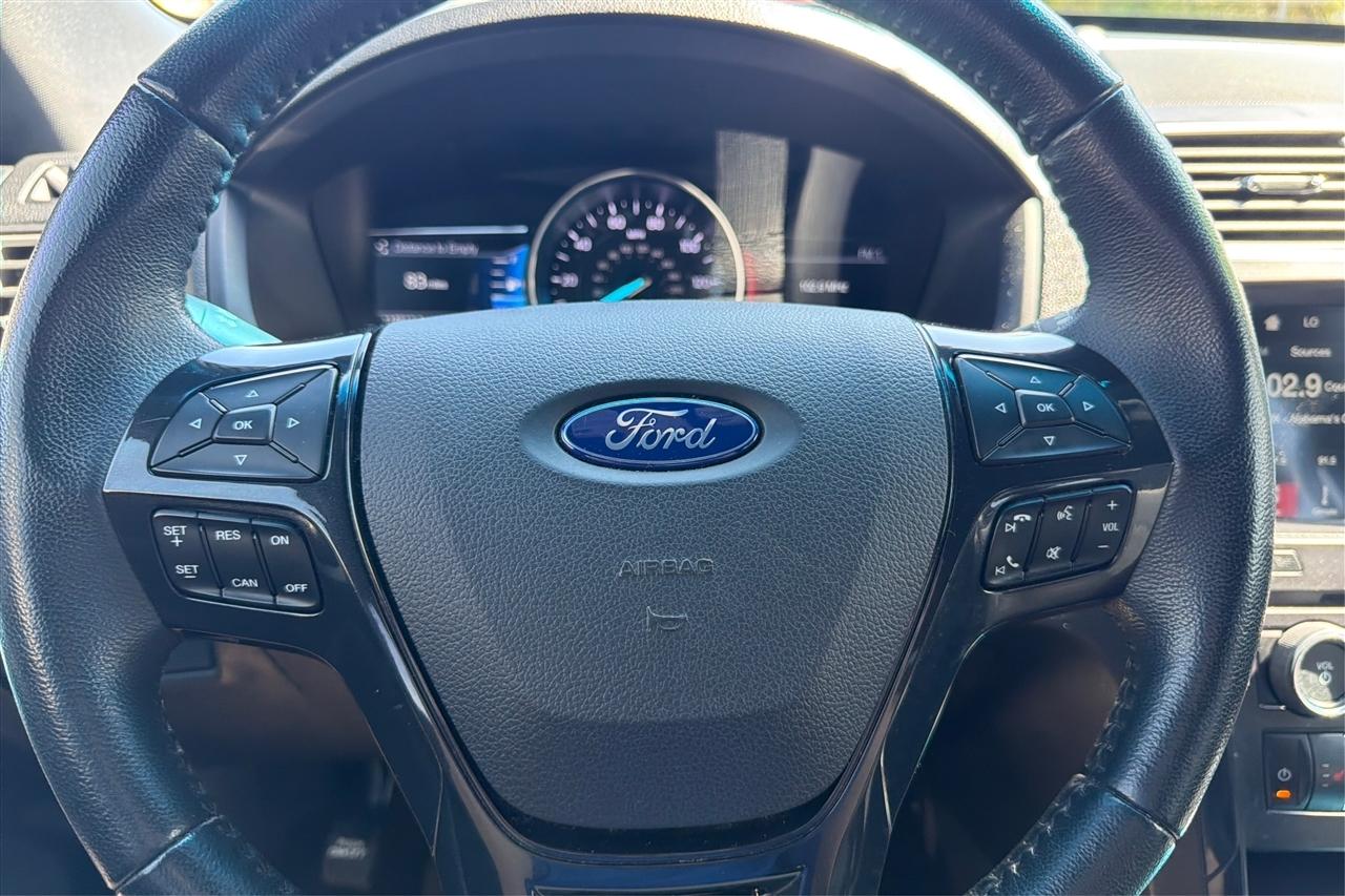 Ford Explorer 2WD 4dr V6 XLT 2017