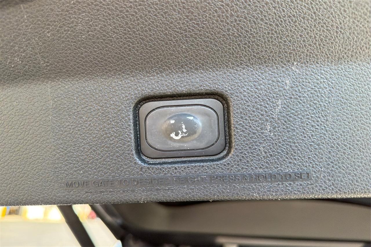 Ford Explorer 2WD 4dr V6 XLT 2017