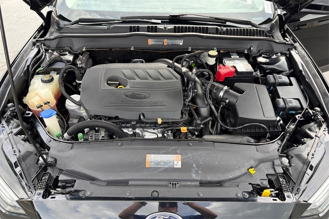 Ford Fusion SE 4D Sedan 2017