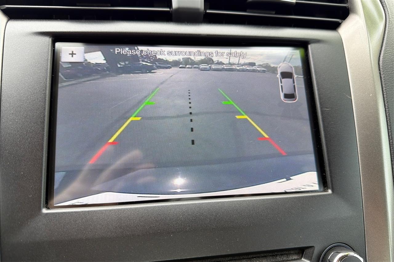 Ford Fusion SE 4D Sedan 2017