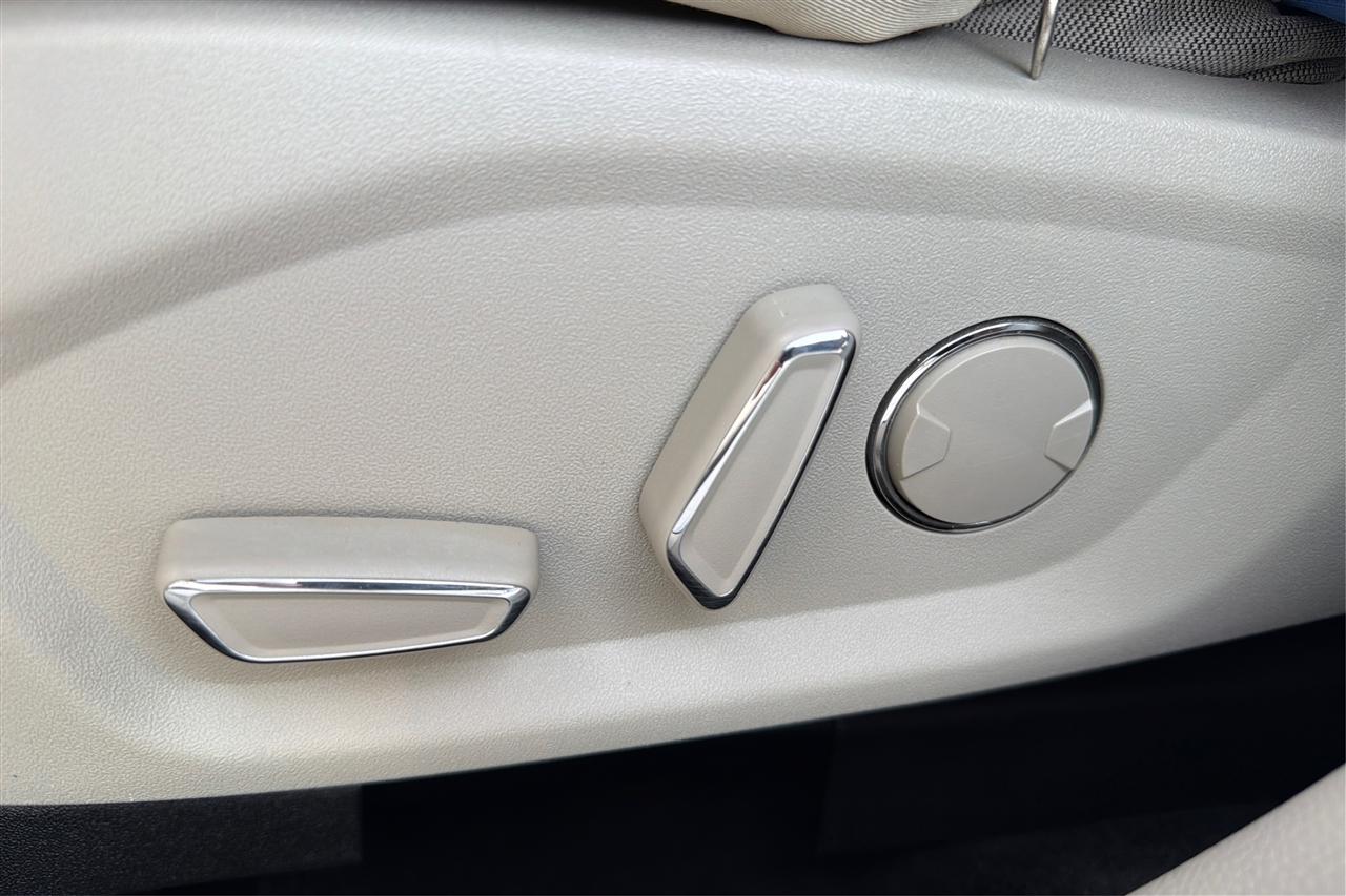 Ford Fusion SE 4D Sedan 2017