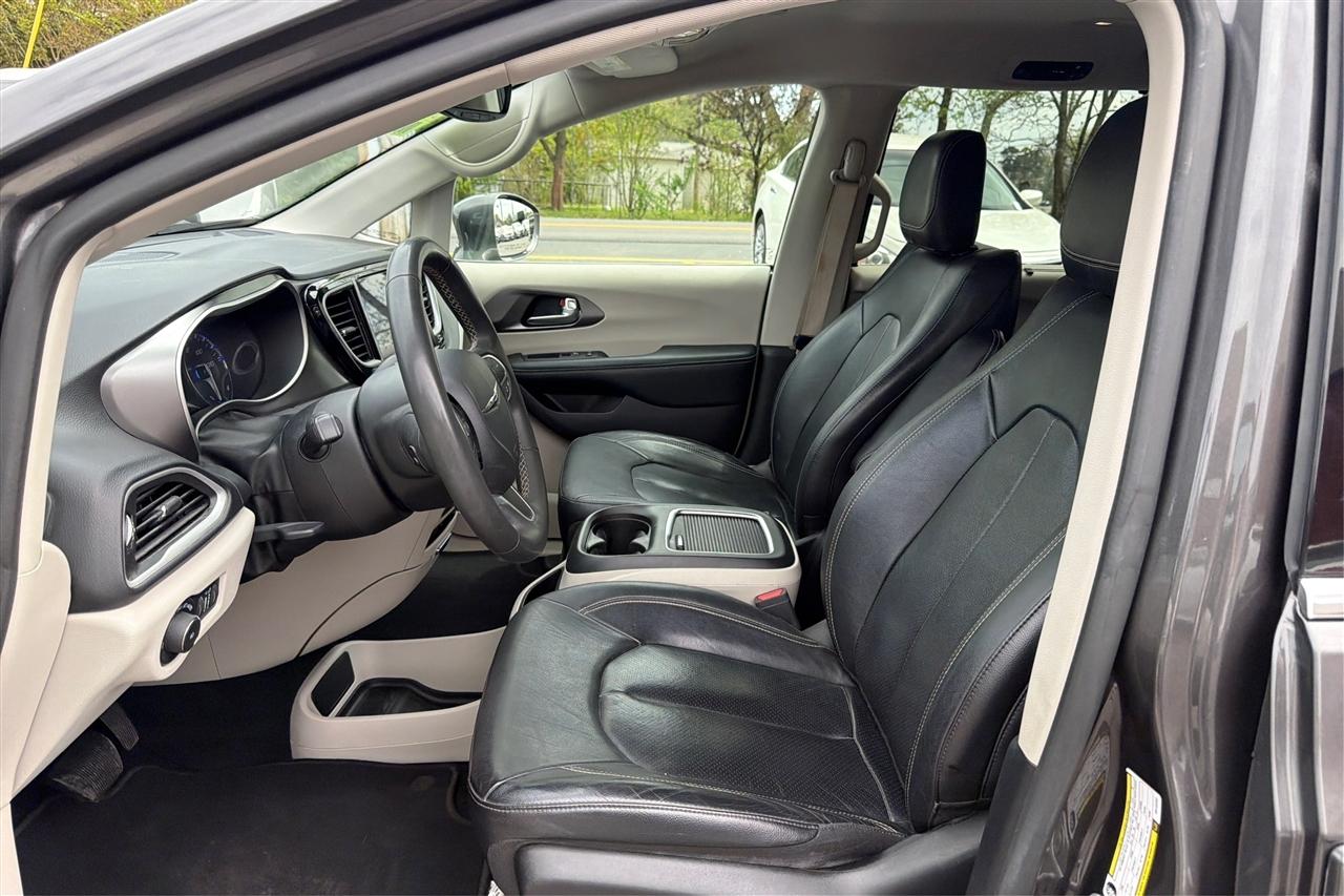 Chrysler Pacifica Touring L Wagon 2022