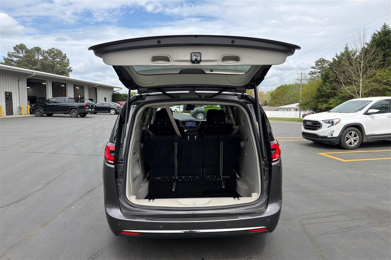 Chrysler Pacifica Touring L Wagon 2022