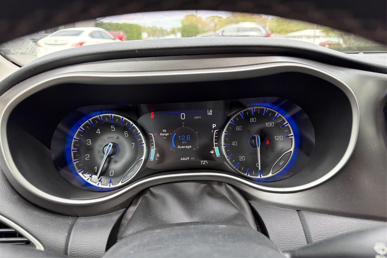 Chrysler Pacifica Touring L Wagon 2022