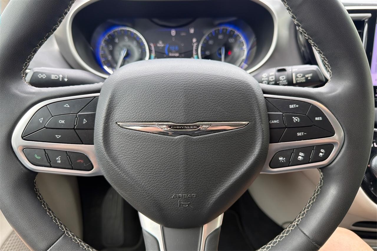 Chrysler Pacifica Touring L Wagon 2022