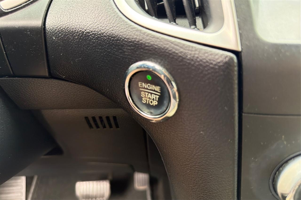 Ford Edge SEL 4D SUV FWD 2015