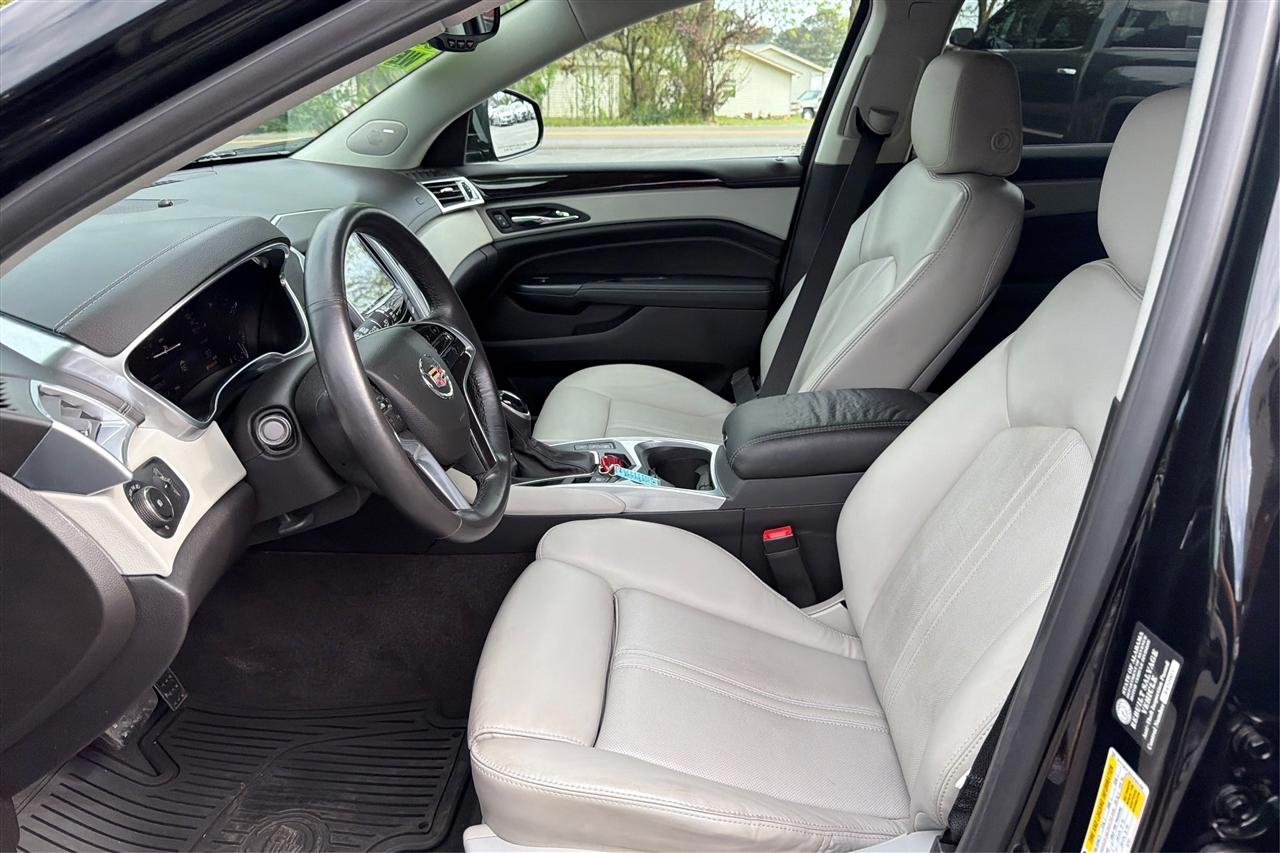 Cadillac SRX Performance 4D SUV FWD 2016