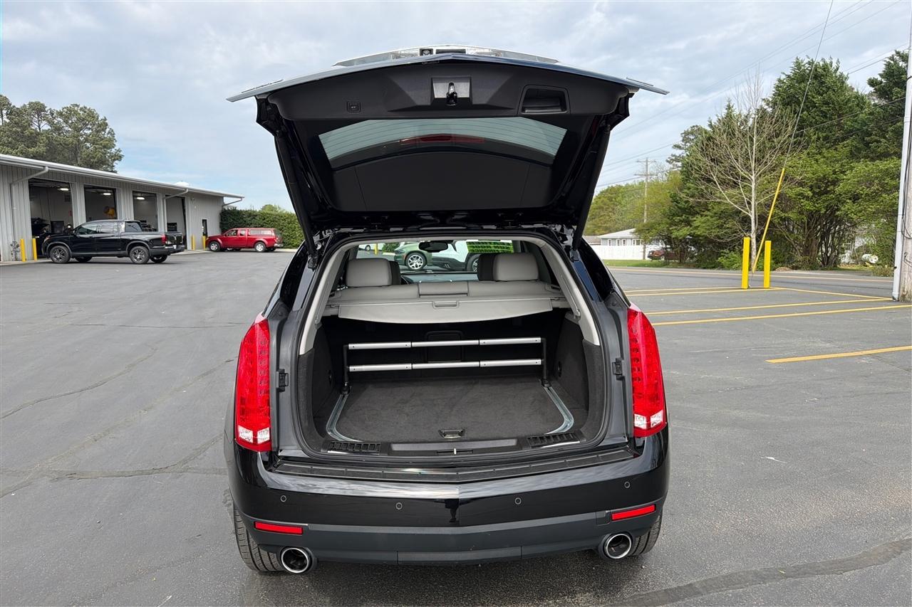 Cadillac SRX Performance 4D SUV FWD 2016