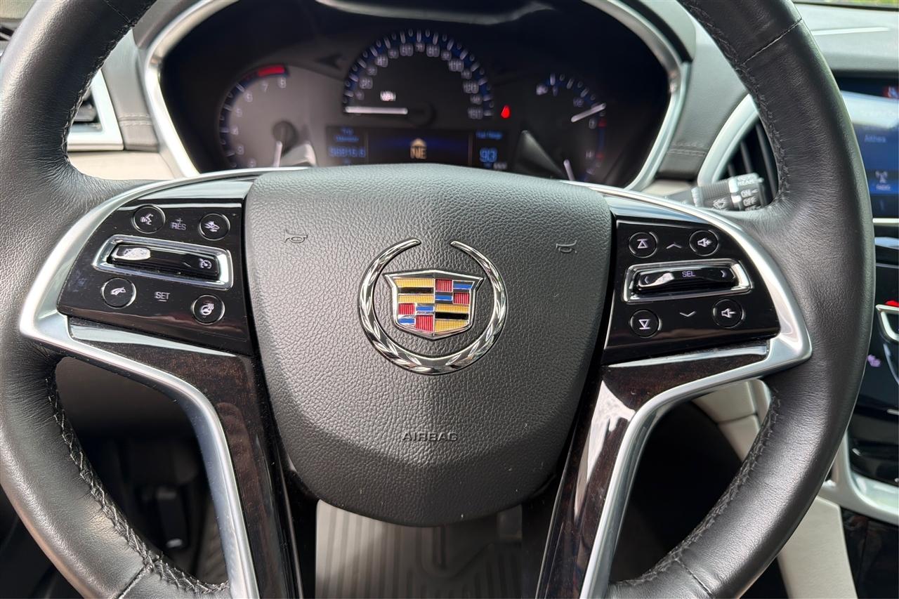 Cadillac SRX Performance 4D SUV FWD 2016