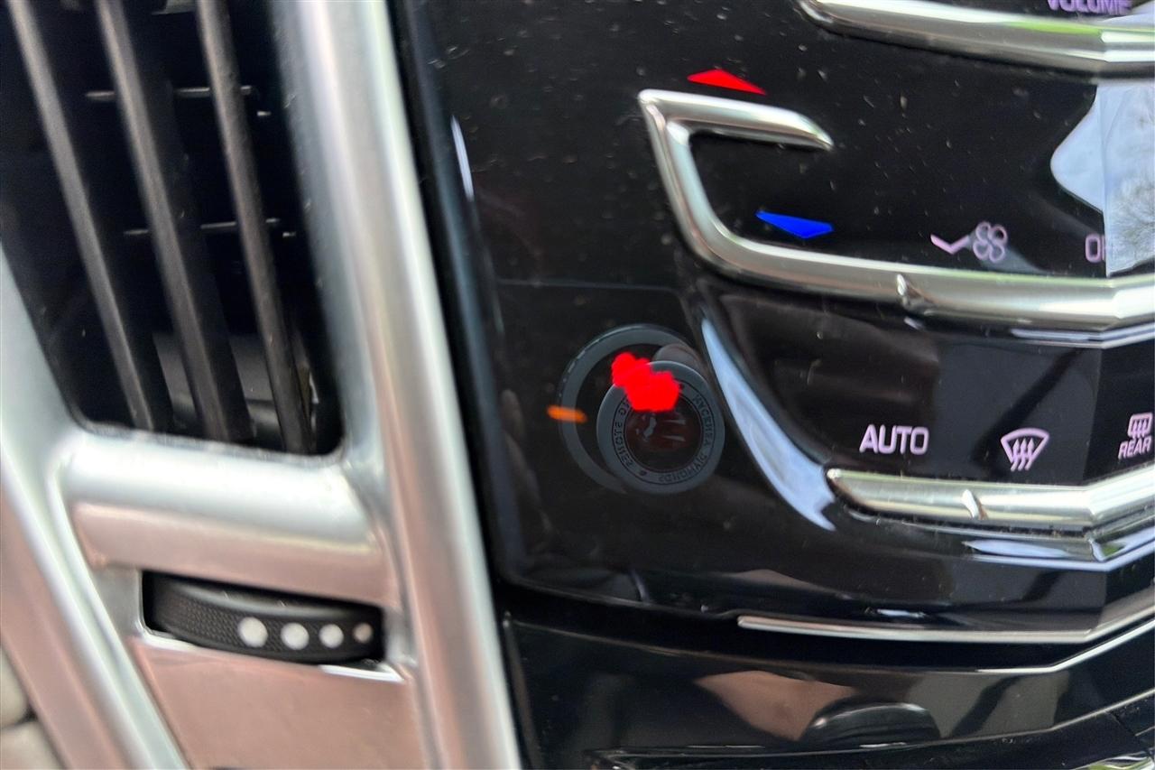 Cadillac SRX Performance 4D SUV FWD 2016