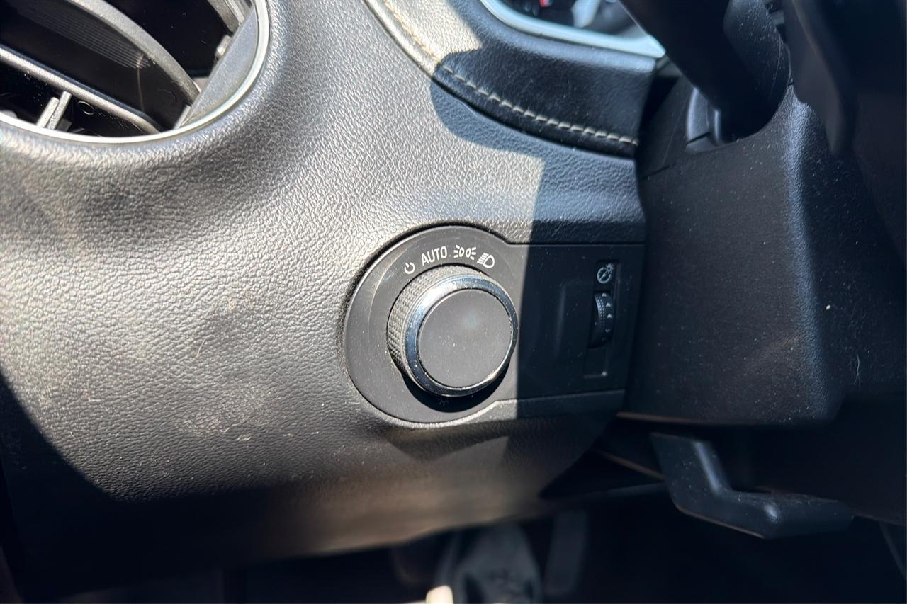 Chevrolet Camaro LS 2D Coupe 2015