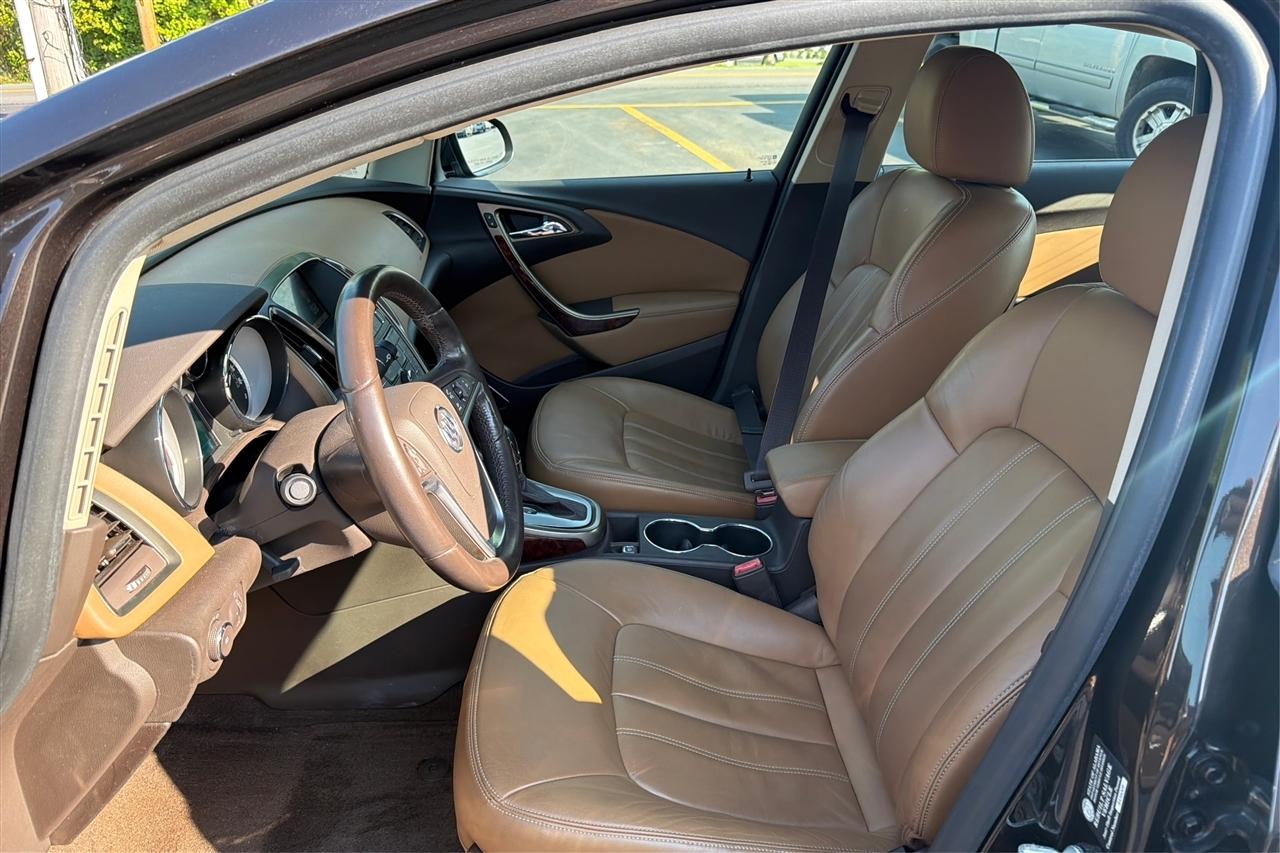 Buick Verano 4D Sedan 2012