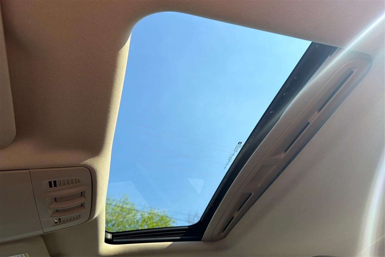 Buick Verano 4D Sedan 2012