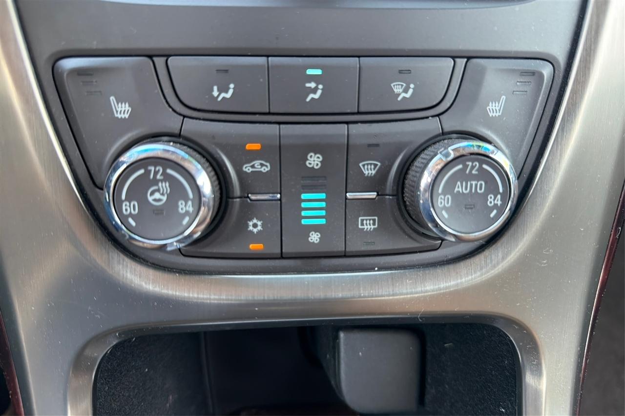 Buick Verano 4D Sedan 2012