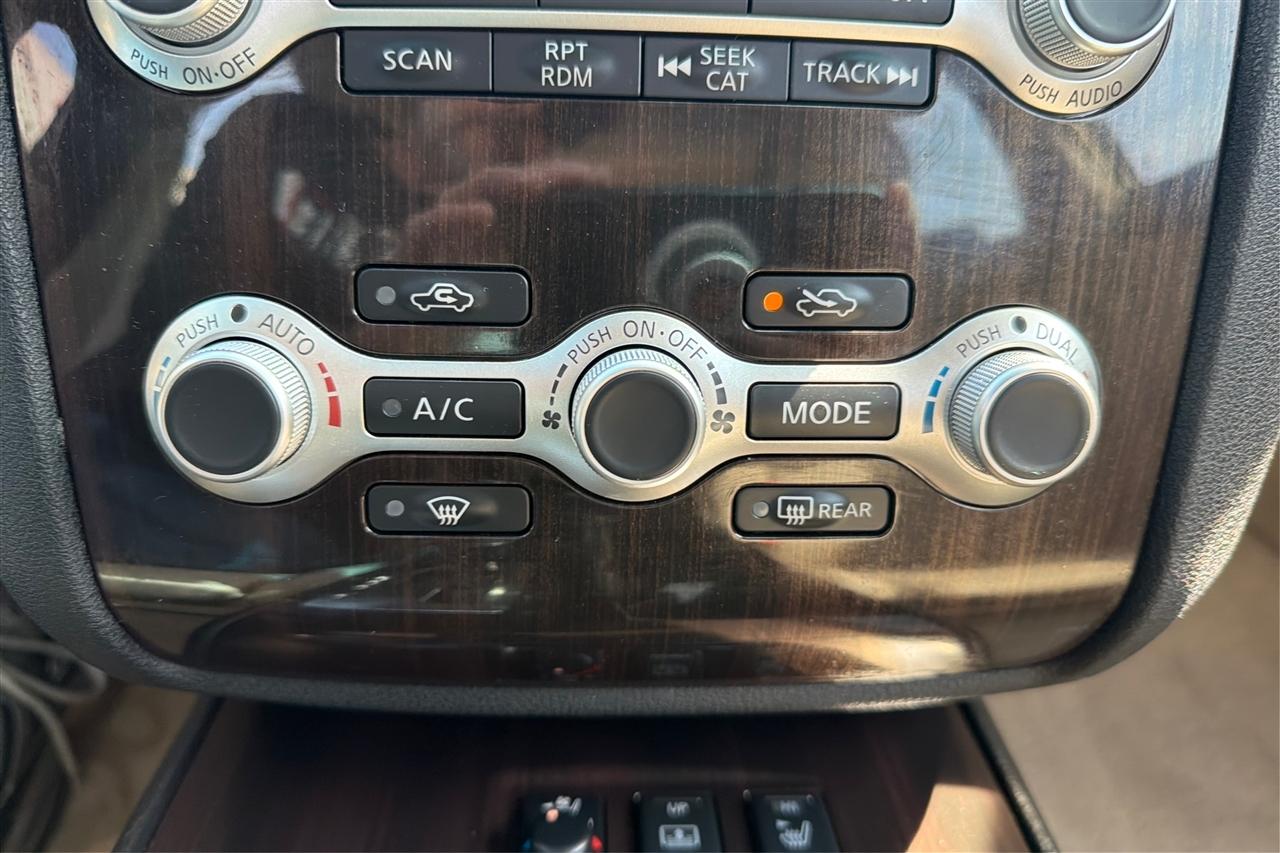 Nissan Maxima SV 4D Sedan 2014