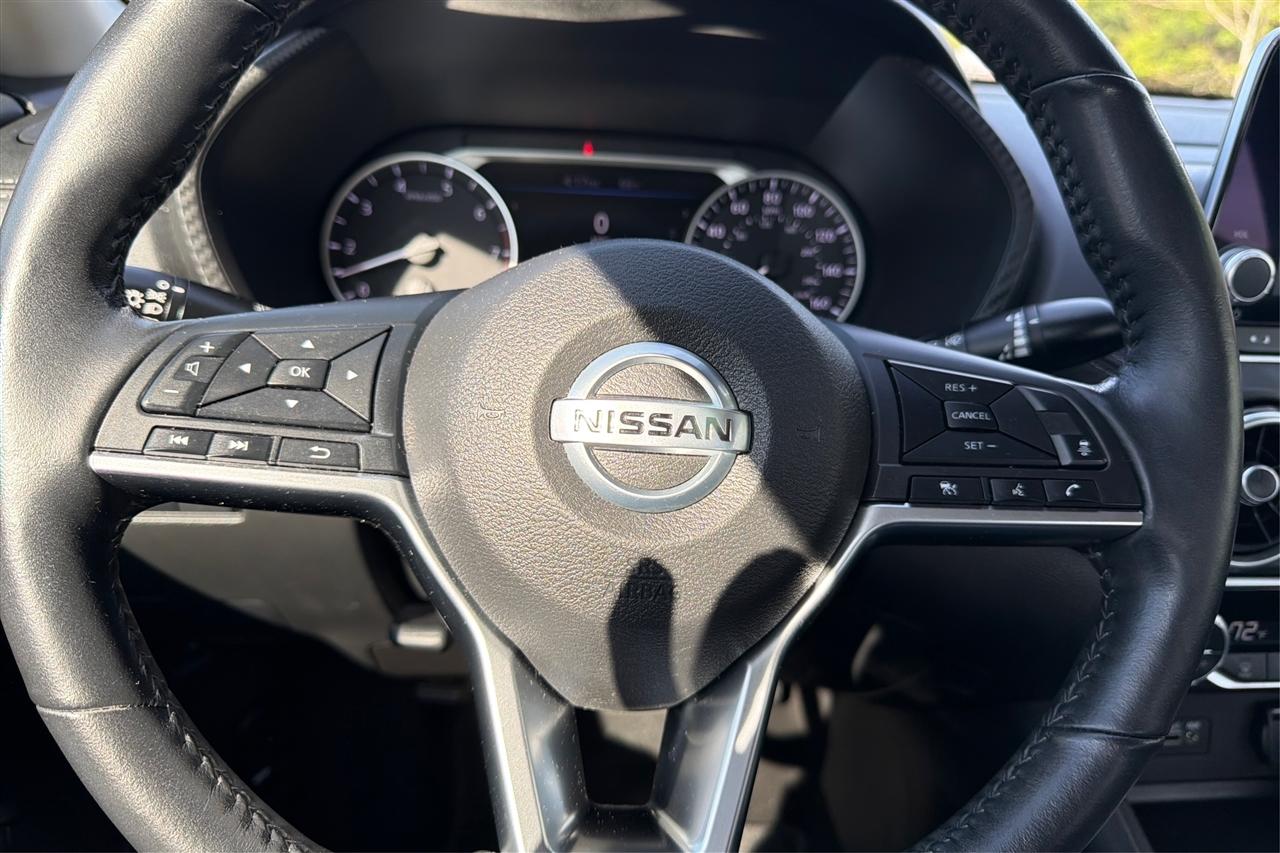 Nissan Sentra SV 4D Sedan 2022